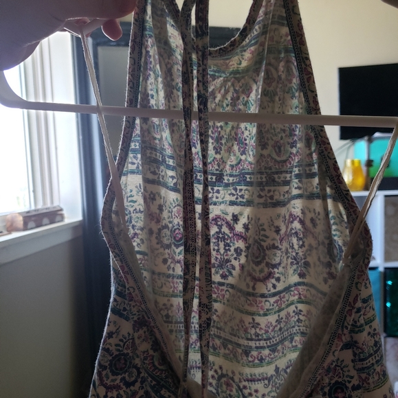 Neck tie bohemian crop top - Picture 3 of 3